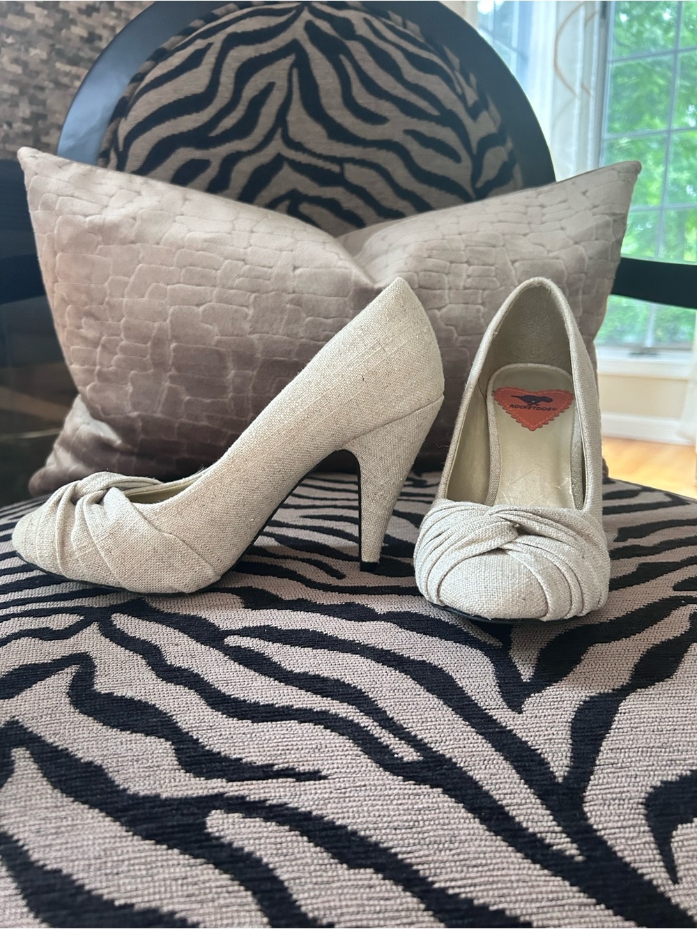 Rocket Dog Neutral Beige Cream Knotted Peep-Toe Heels